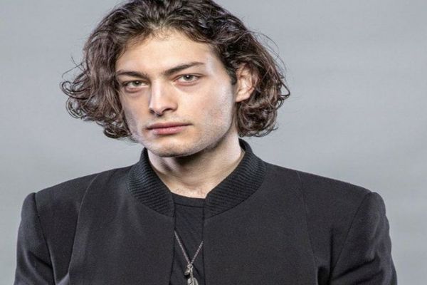 TOTO DUMITRESCU, FIUL LUI ILIE DUMITRESCU, ARESTAT PENTRU 30 DE ZILE 