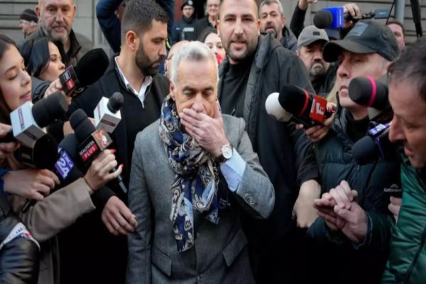 SONDAJ INSOMAR. DOSARELE LUI CĂLIN GEORGESCU, ACTE DE INTIMIDARE. CUM VĂD ROMÂNII ACȚIUNILE DIN JUSTIȚIE ÎMPOTRIVA CANDIDATULUI INTERZIS DE SISTEM