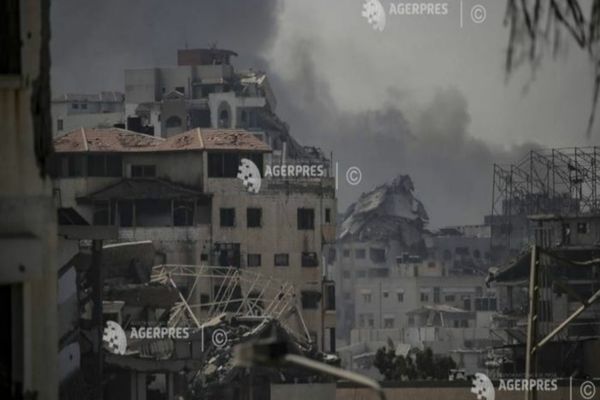 FÂȘIA GAZA AȘTEAPTĂ INTRAREA A SUTE DE CAMIOANE CU AJUTOR UMANITAR