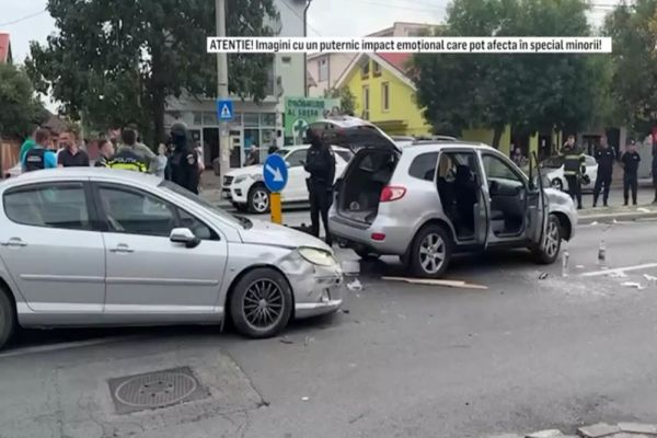 BĂTAIE MORTALĂ ÎN CRAIOVA. CONFLICTUL AR FI PORNIT DE LA O FATĂ 