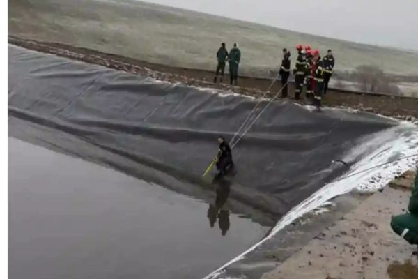 Un bărbat a murit după ce a căzut într-un lac artificial din județul Alba. Medicii nu au mai putut face nimic - VIDEO