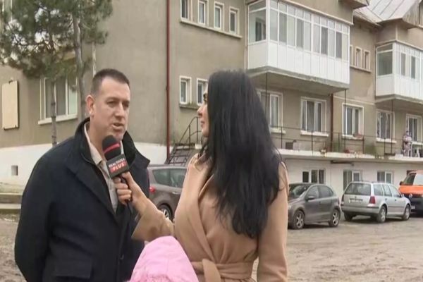 Alexandra Păcuraru, în mijlocul oamenilor care simt că votul și speranțele le-au fost furate - VIDEO