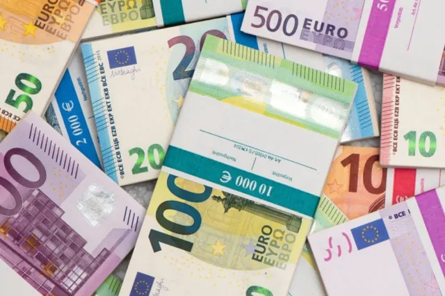 Flagrant DNA: o persoană a cerut 11.000 de euro pretinzând influență asupra conducerii ANAF