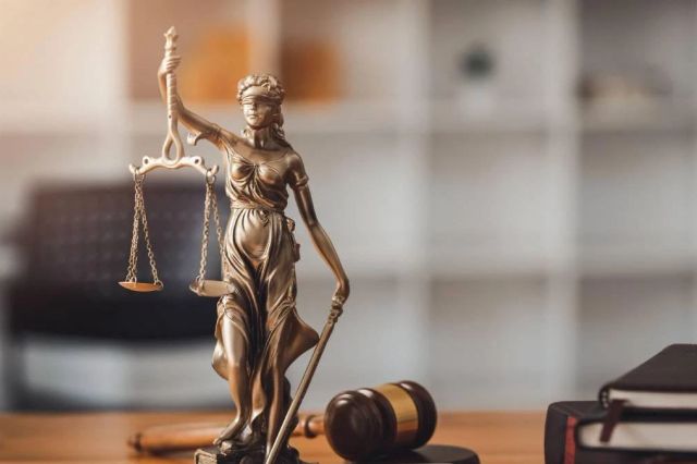 Grefierii și personalul auxiliar din Justiție anunță proteste și oprirea activității după noua lege a salarizării