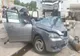 Moarte teribilă pentru un șofer, în județul Hunedoara: strivit de un stâlp de beton doborât de un camion