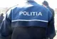 A păcălit o bătrână cu o eșarfă ca să-i fure de la gât un lanț de aur