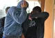 Au furat plăcuțele de înmatriculare  de la o mașină le-au fi montat pe alta și au ieșit la plimbare. Au sfârșit în arest