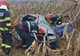 Autoturism răsturnat pe Drumul Oaselor. O persoană a fost aruncată din mașină