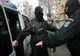 VIDEO- 23 de PERCHEZIȚII în Alba și Cluj: Mai multe persoane ar fi falsificat documente,  printre care permise de conducere și certificate de competență profesională