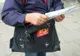 Fostă poștăriță, săltată de polițiști! A furat peste 35.000 de lei din alocații, pensii și indemnizații