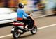O tânără s-a ales cu dosar penal pentru că a condus fără permis un moped