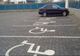 Din 25 iulie, cine parchează pe locurile destinate persoanelor cu handicap riscă amendă uriașă!