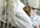 Ipoteze incredibile despre hepatita misterioasă la copii: Paracetamolul și câinii ar putea fi cauza